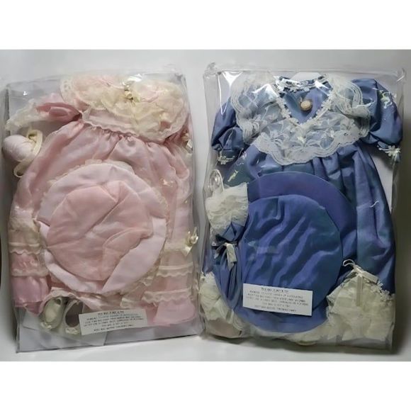 Classic Creations Exclusive Designer Clothes doll accessories - Picture 1 of 5